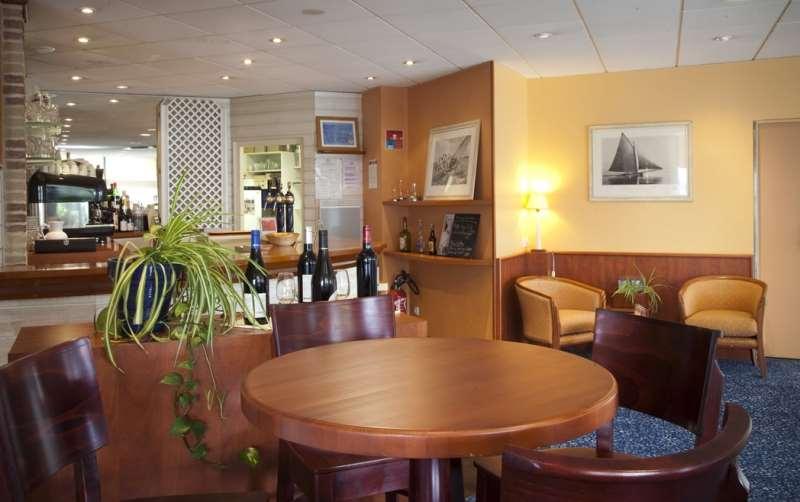 Brit Hotel Saint Malo - Le Transat Ресторан фото