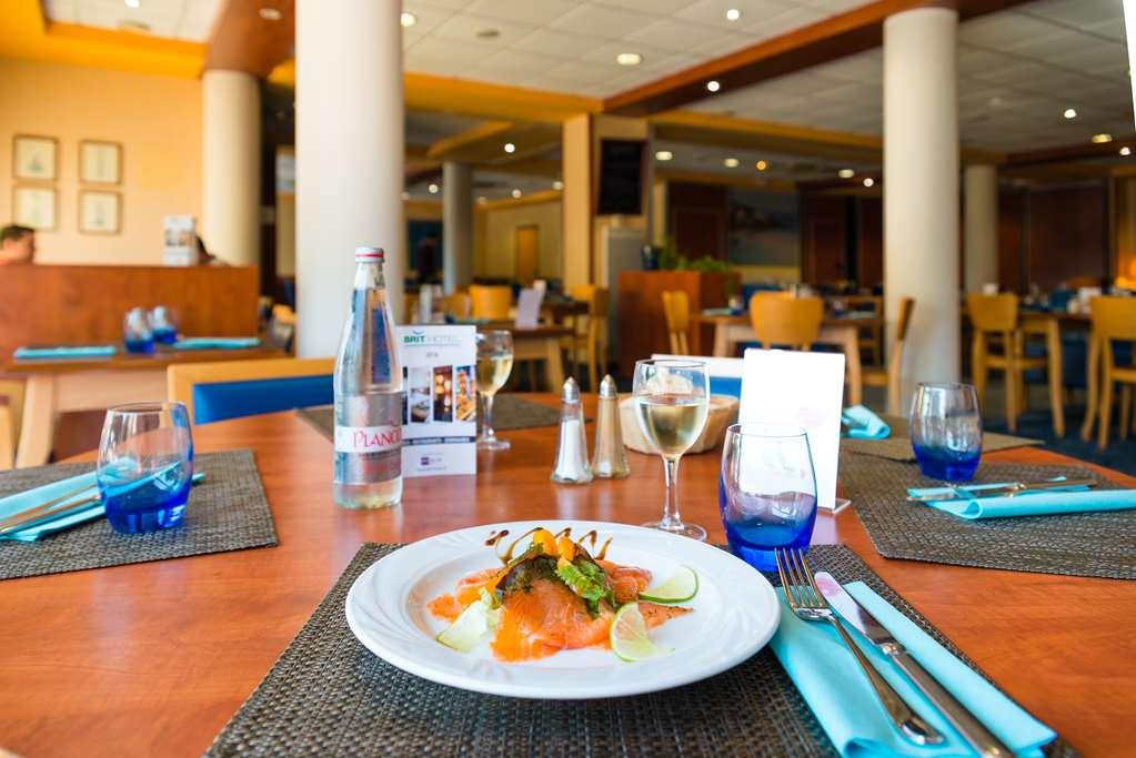 Brit Hotel Saint Malo - Le Transat Ресторан фото